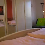 דירה Grand 220m2 Old Town Apartment, 5br,2ba,2wc, Sleeps 15 *