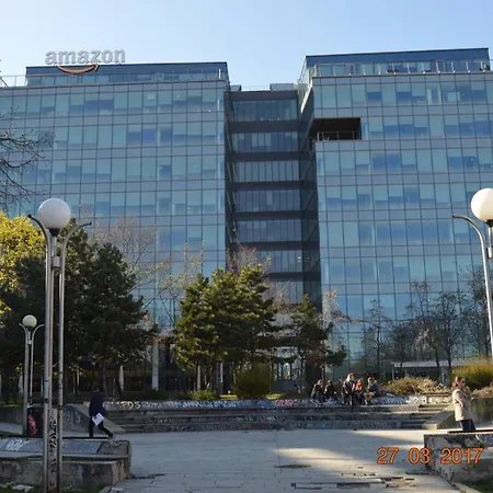 Grand 220M2 Old Town Apartment, 5Br,2Ba,2Wc, Sleeps Up To 15 Apartment